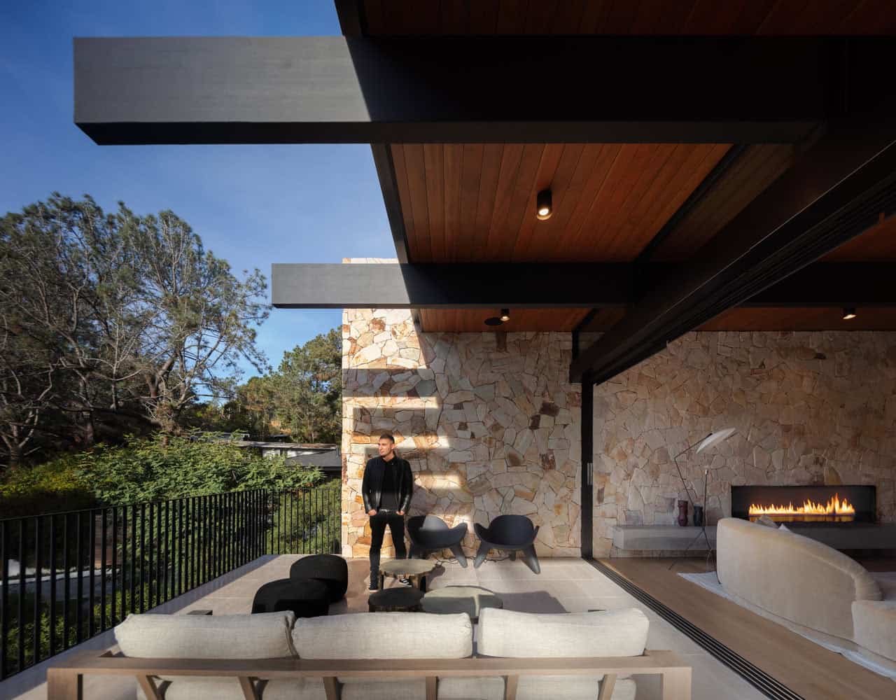midcentury modern home exterior