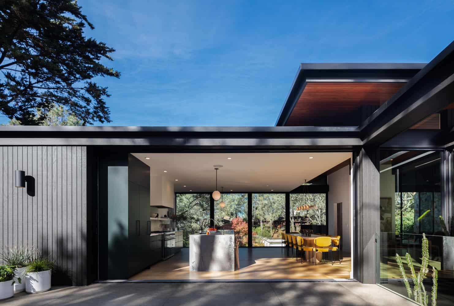 midcentury modern home exterior