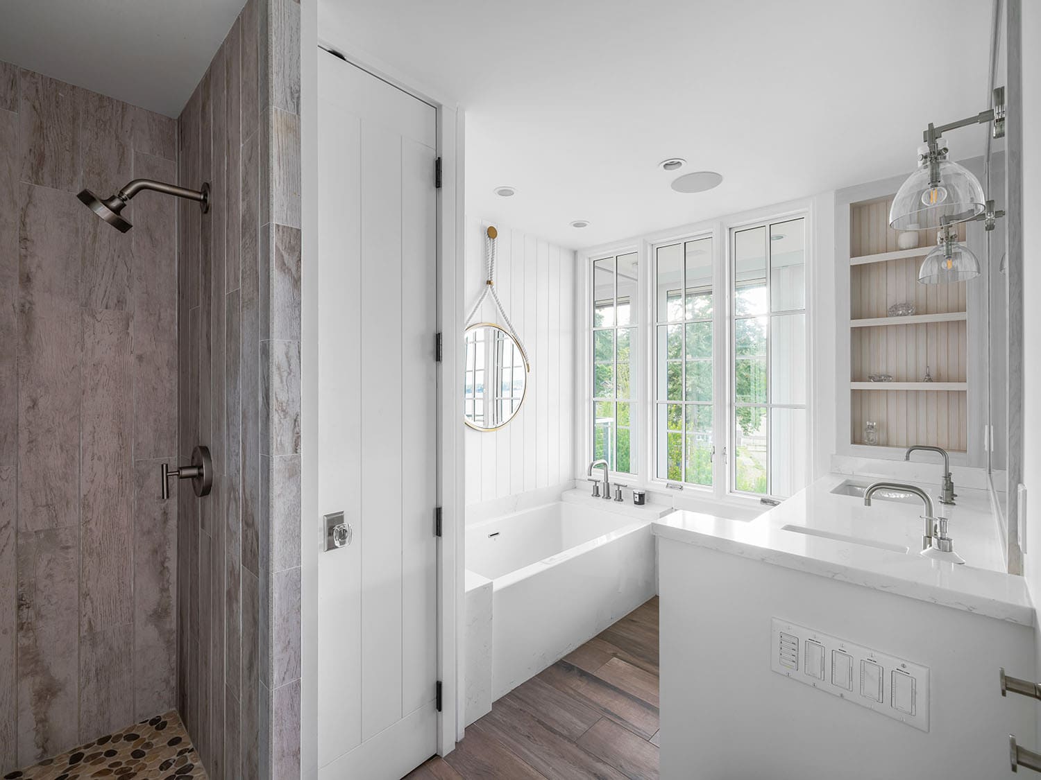 modern farmhouse style bathroom