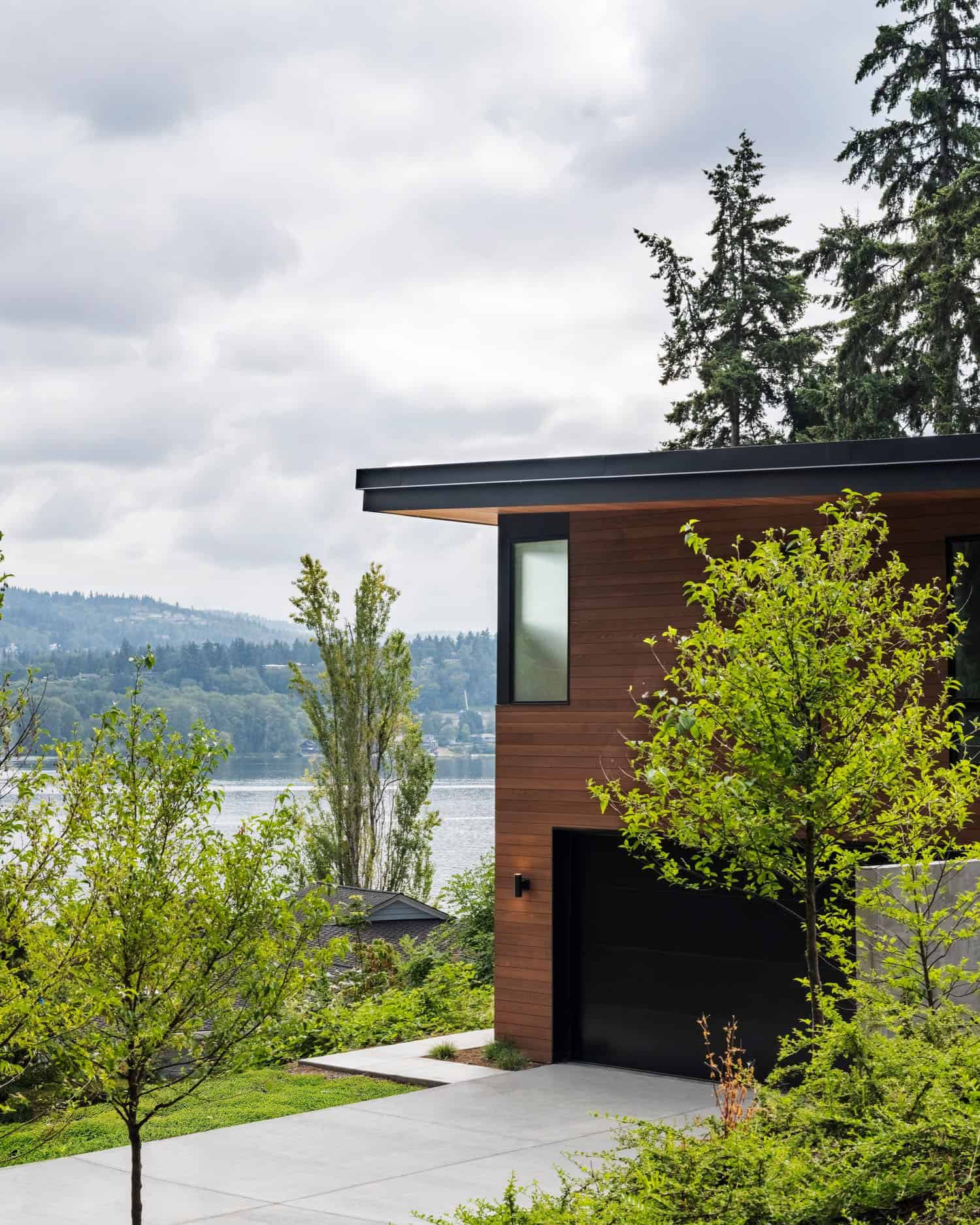modern lake house exterior