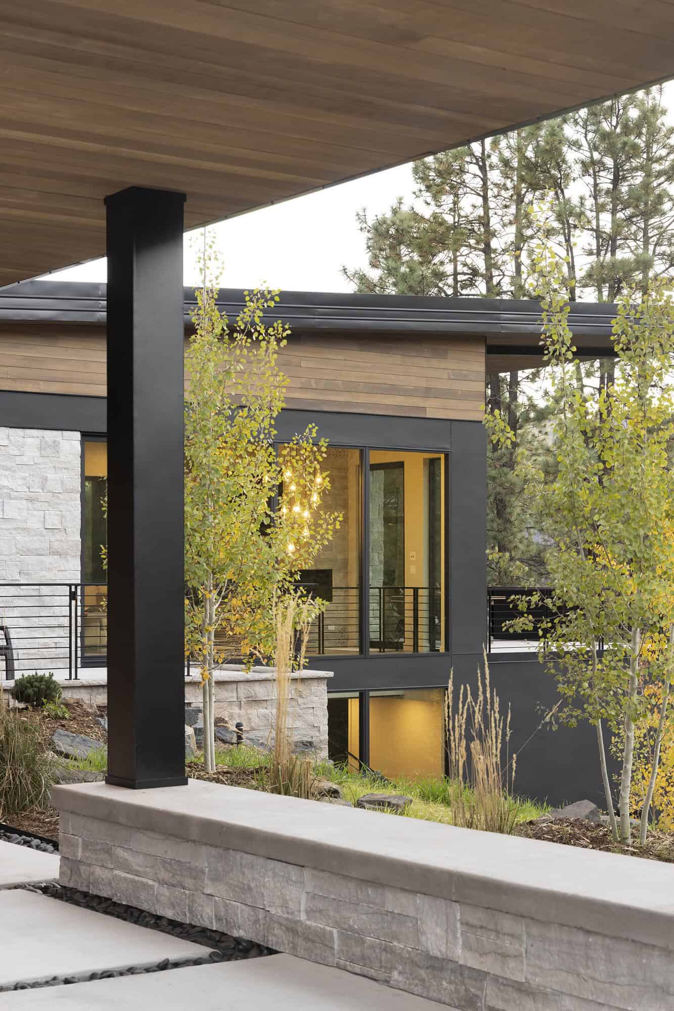 modern mountain home exterior