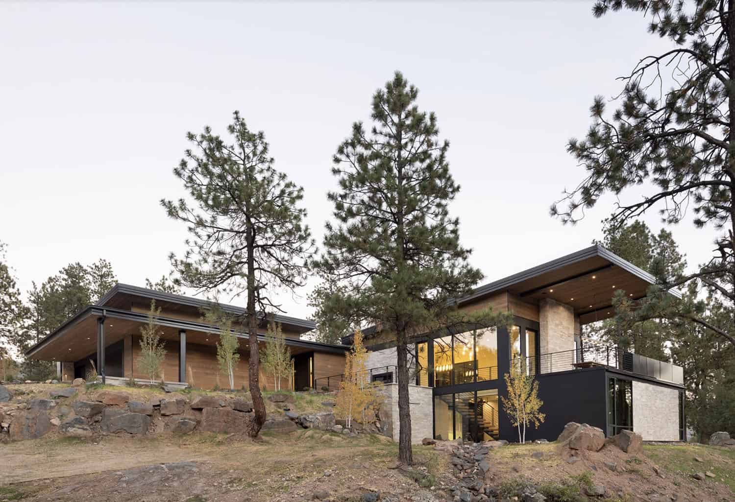 modern mountain home exterior