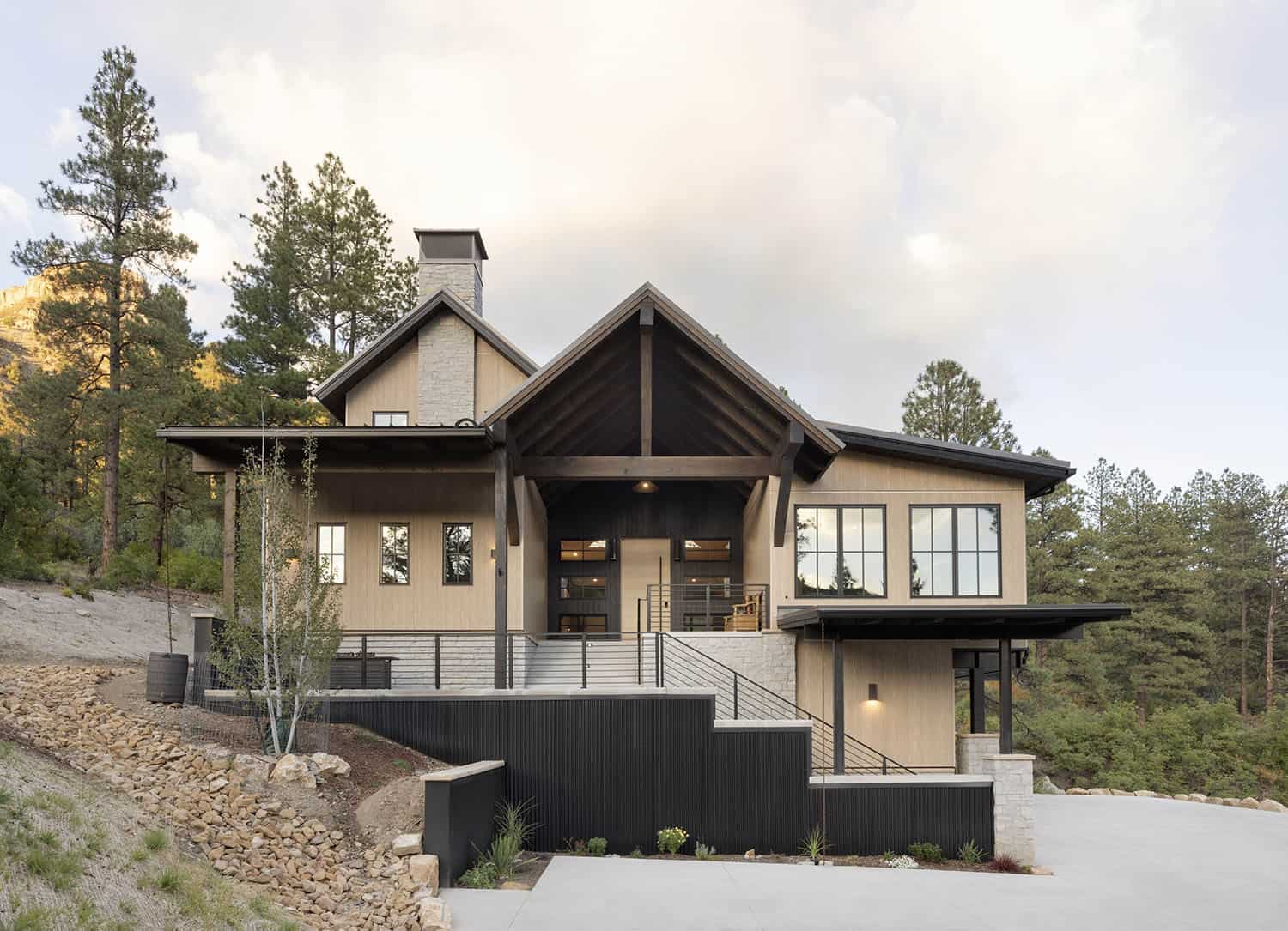 modern mountain home exterior