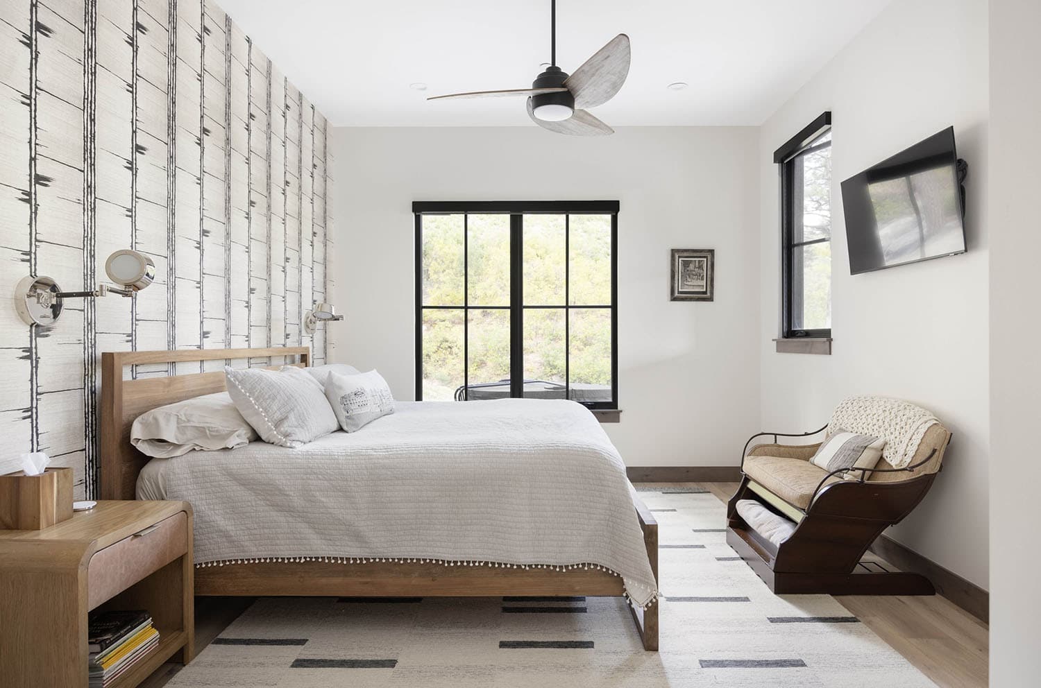 contemporary bedroom