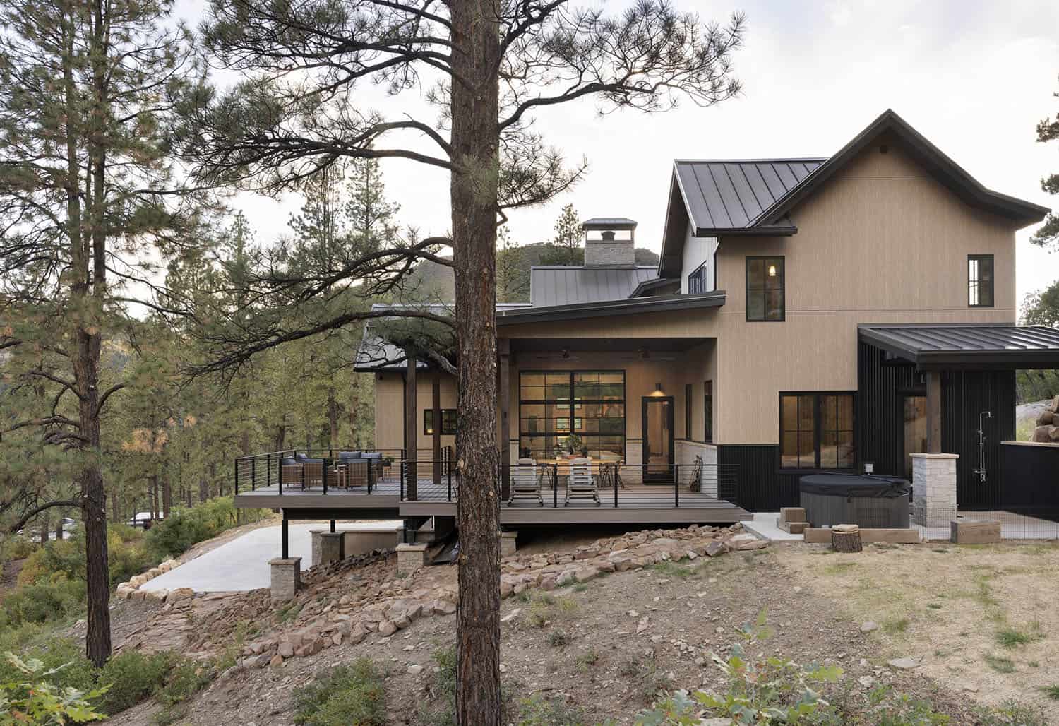 modern mountain home exterior