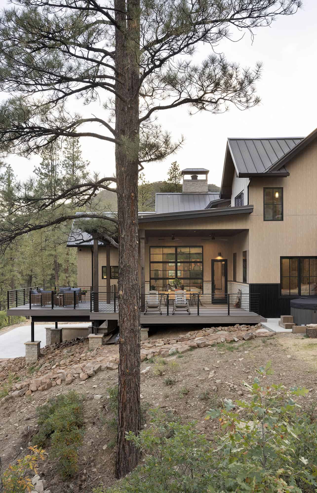 modern mountain home exterior