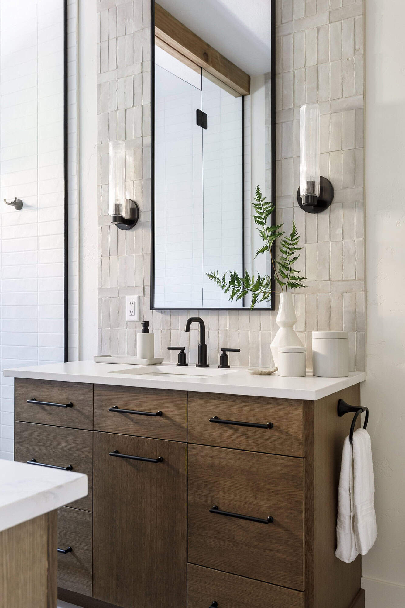 rustic bathroom vanity