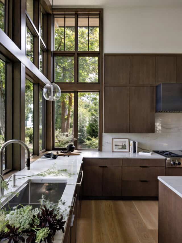 Step inside this beautiful modern woodland retreat on Bainbridge Island