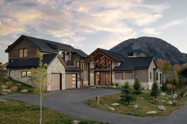 featured posts image for Mountain style home with serene views of the Colorado Rocky Mountains