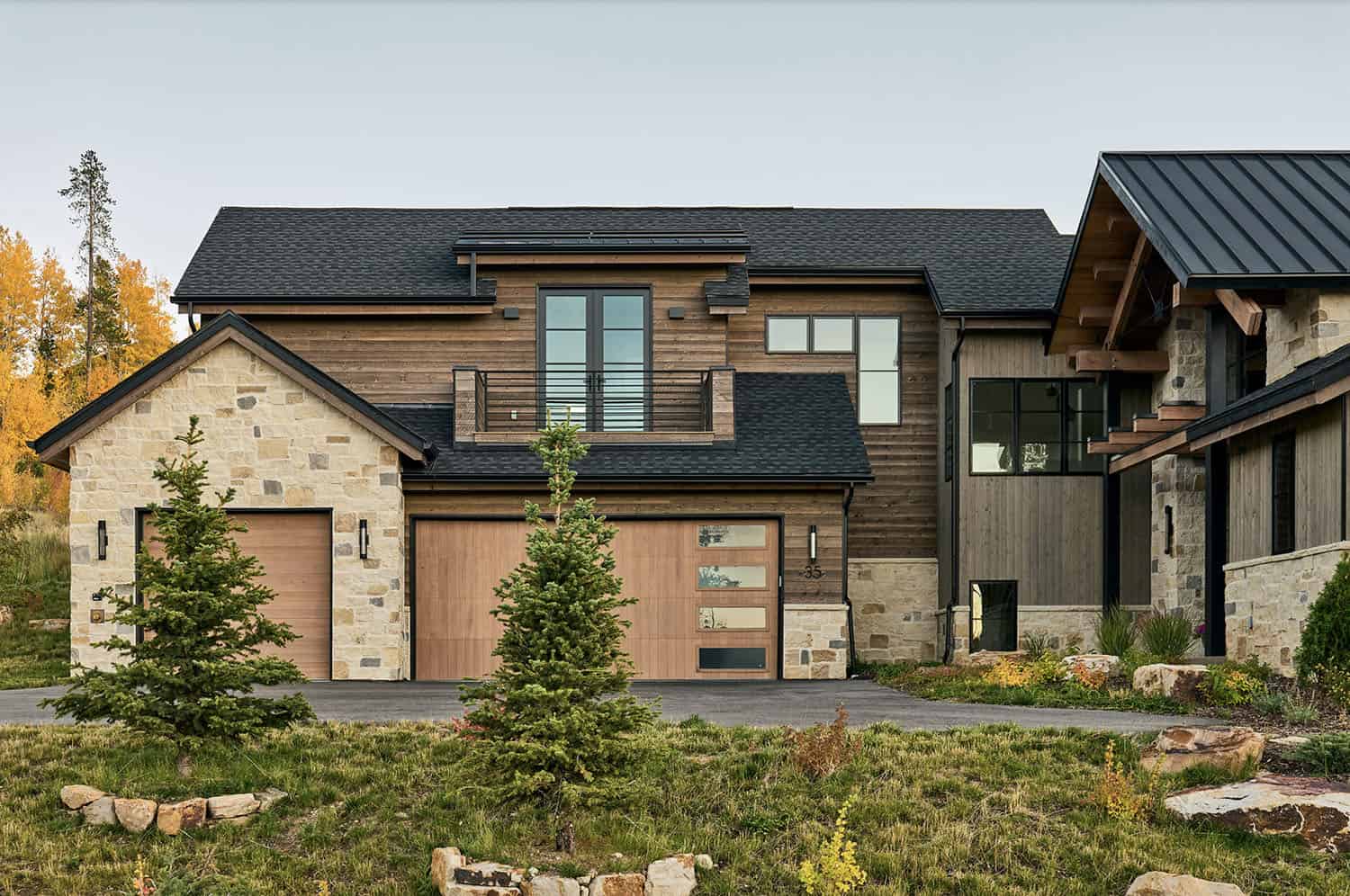 modern mountain home exterior