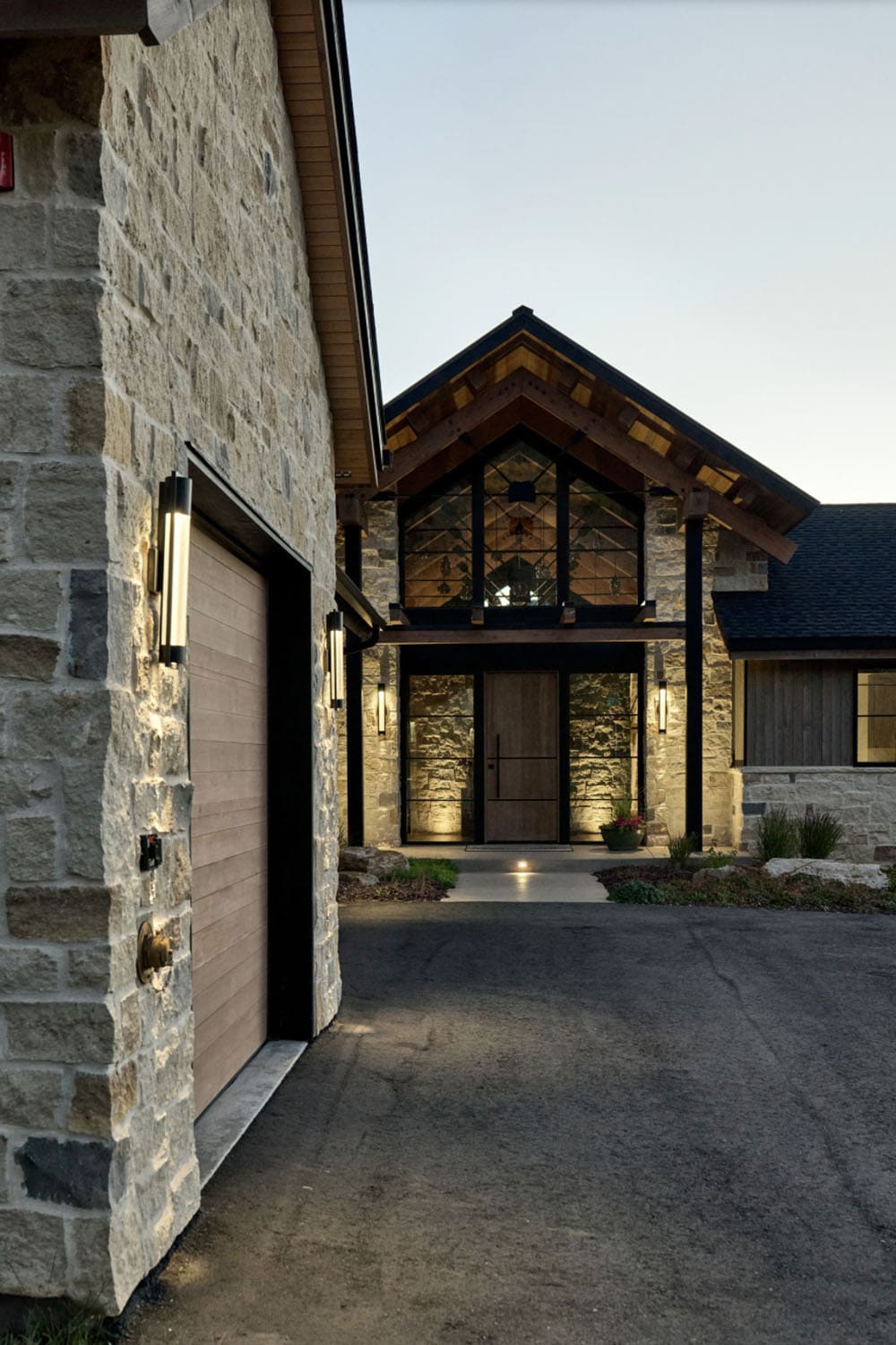 modern mountain home exterior