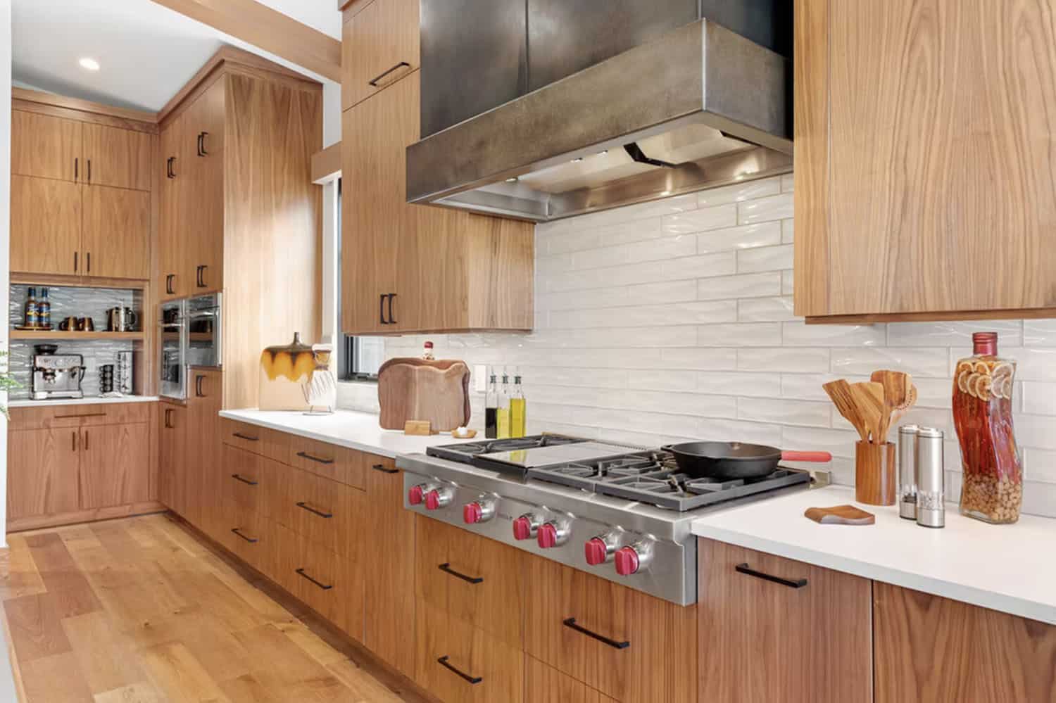modern mountain style kitchen