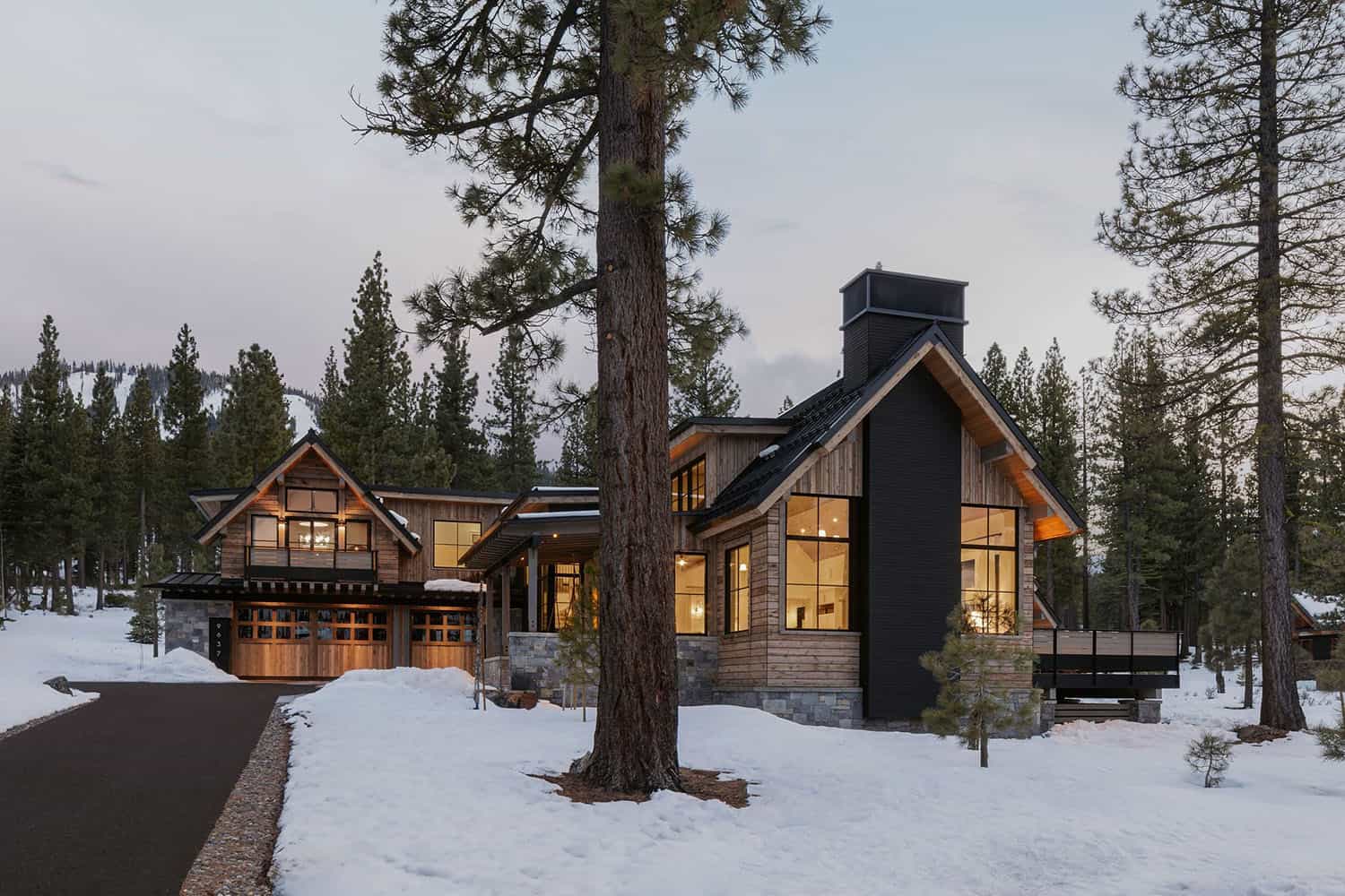 modern mountain house exterior