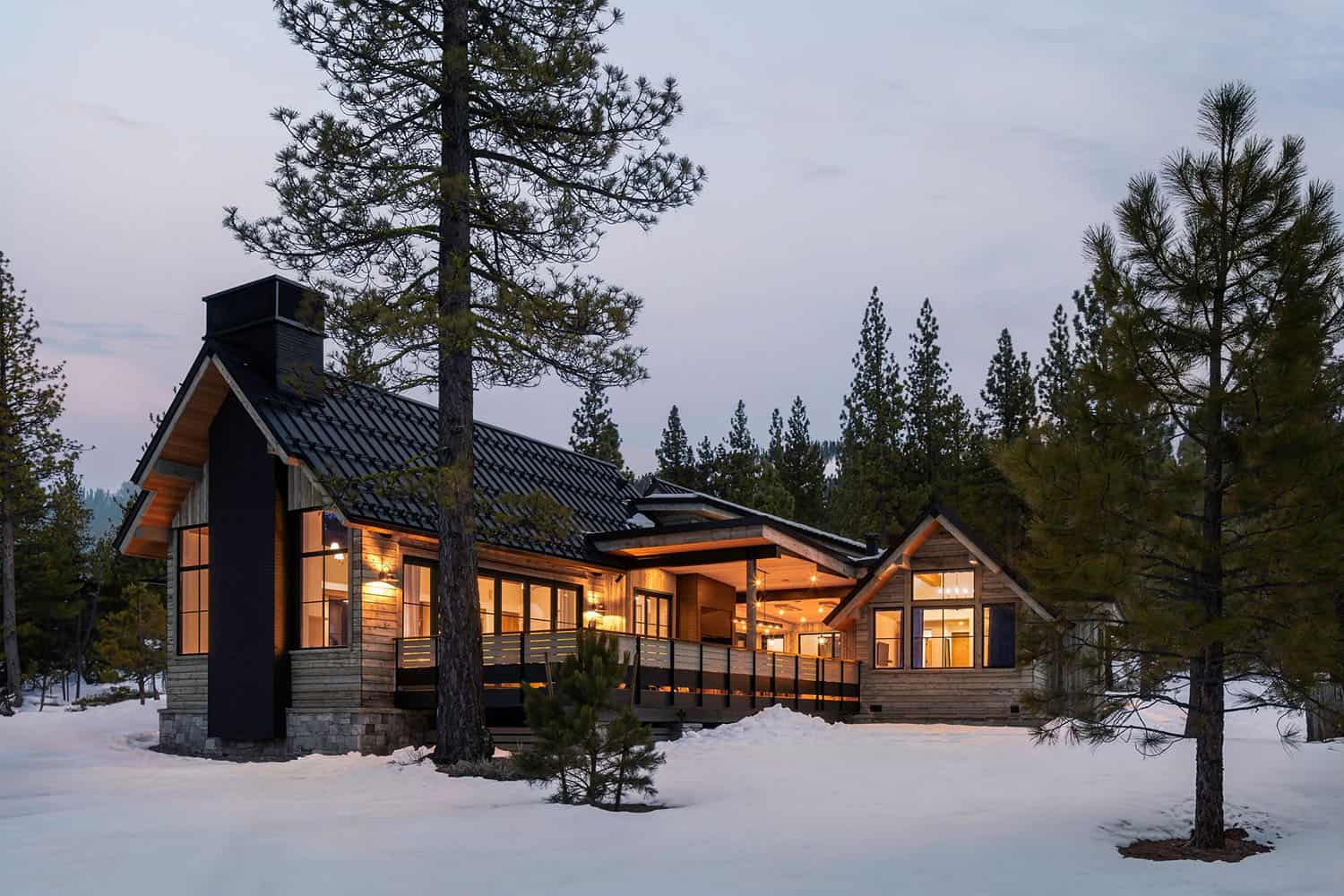 modern mountain house exterior