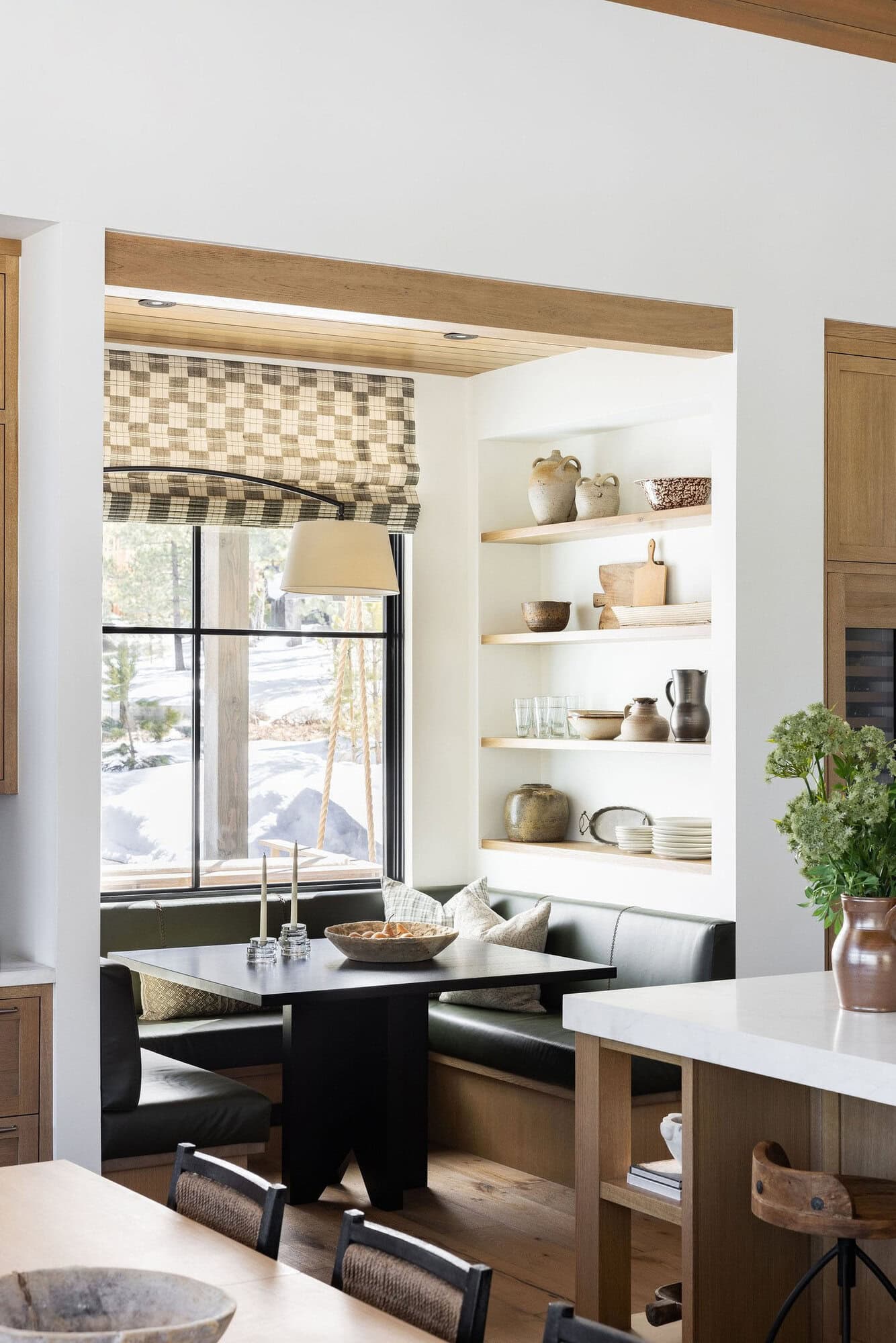 modern farmhouse style built-in banquette