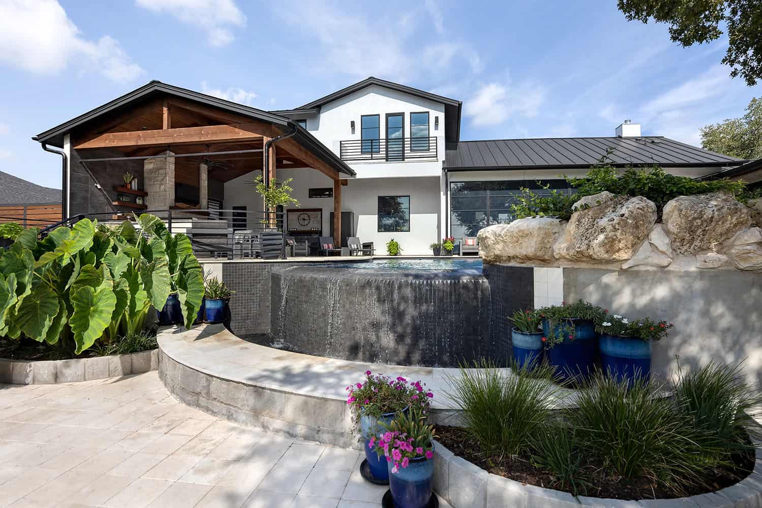organic modern home exterior backyard view
