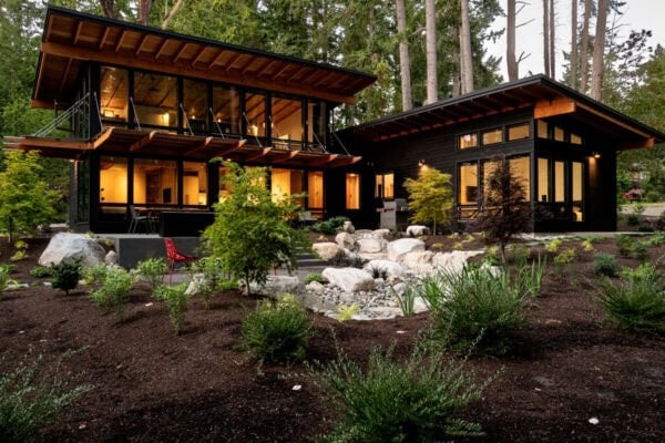 featured posts image for A stunning Scandinavian modern home in the forests of Bainbridge Island