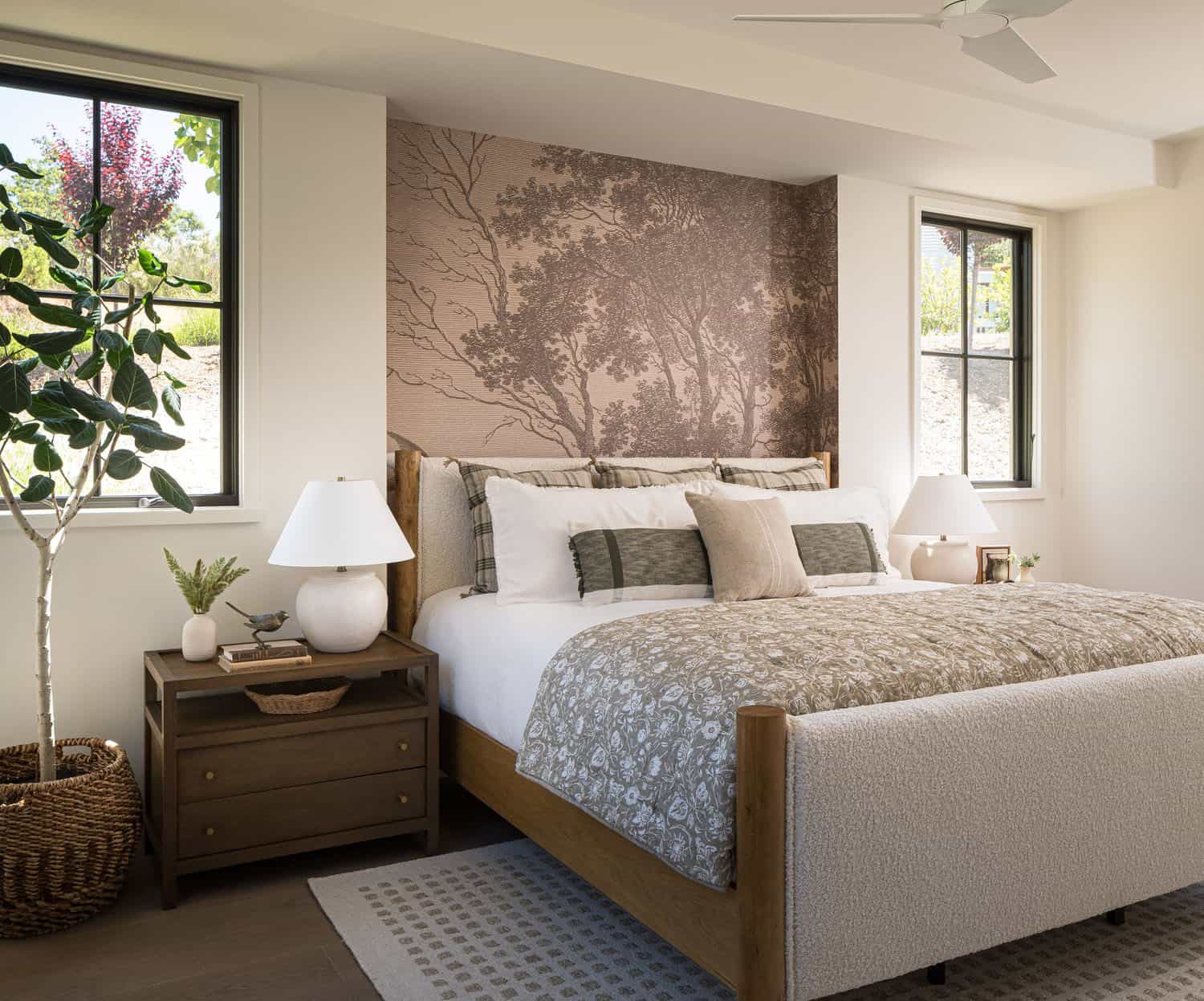 contemporary bedroom