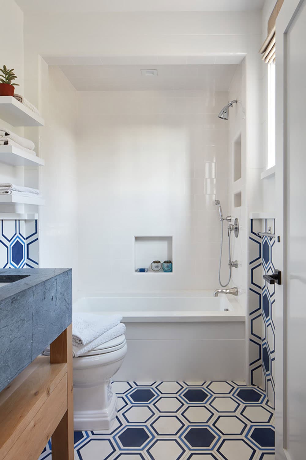 urban farmhouse bathroom