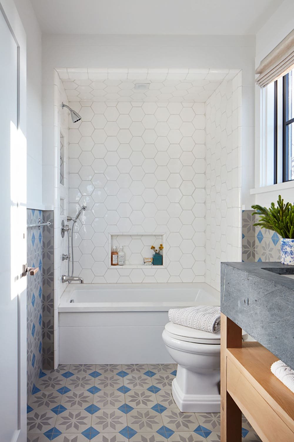 urban farmhouse bathroom