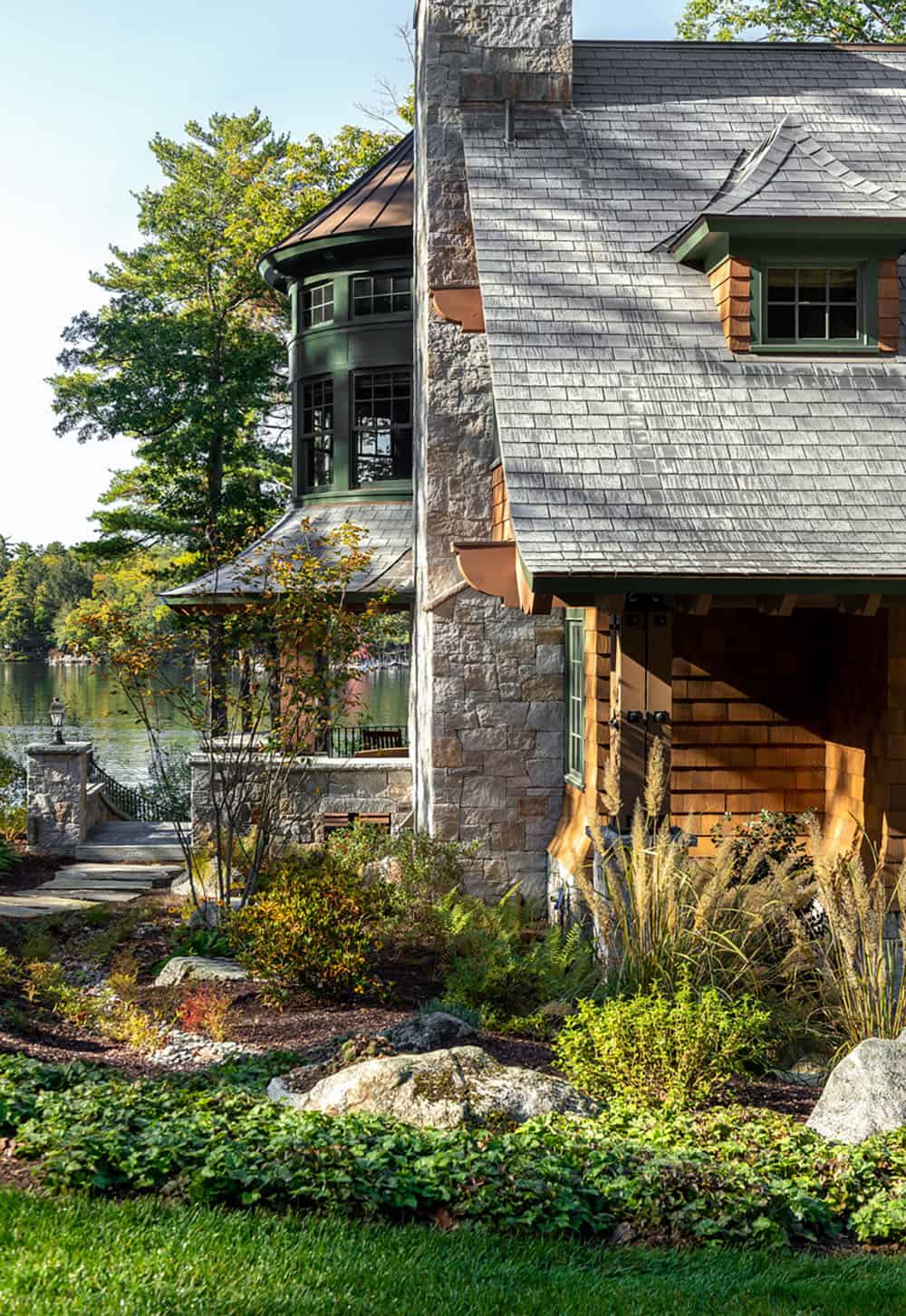 lake house exterior