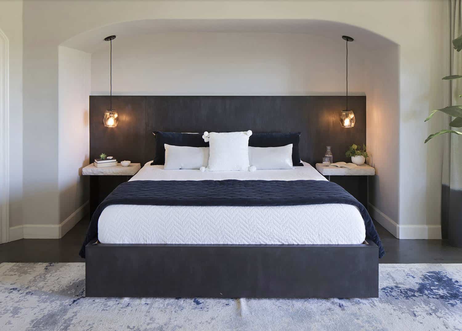 contemporary bedroom