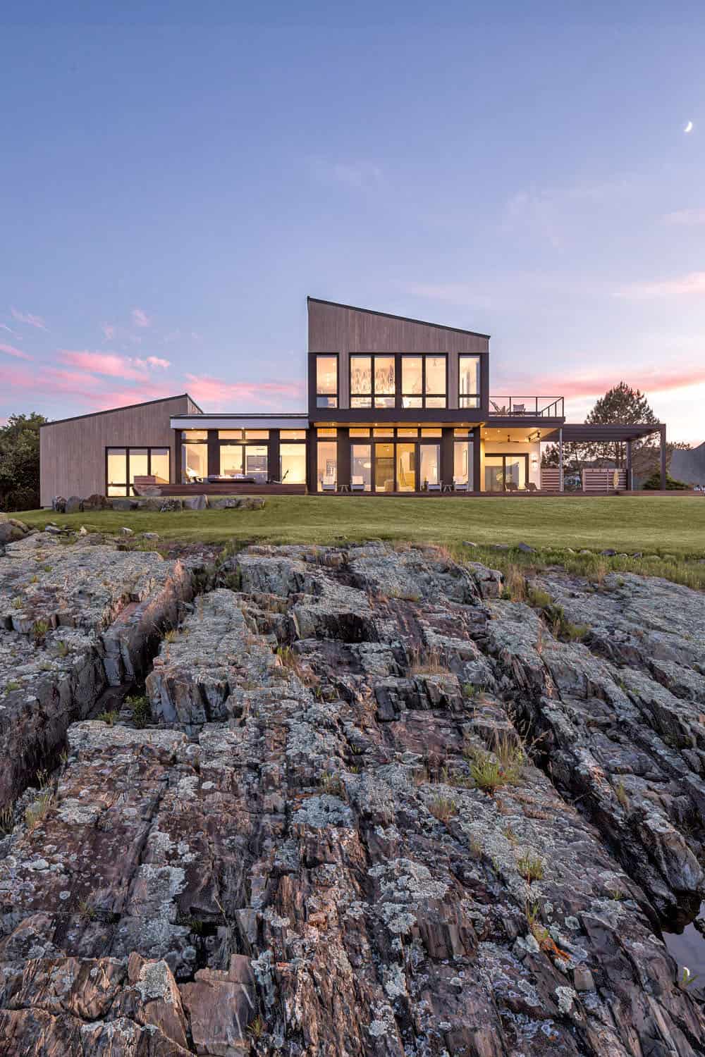 modern coastal home exterior