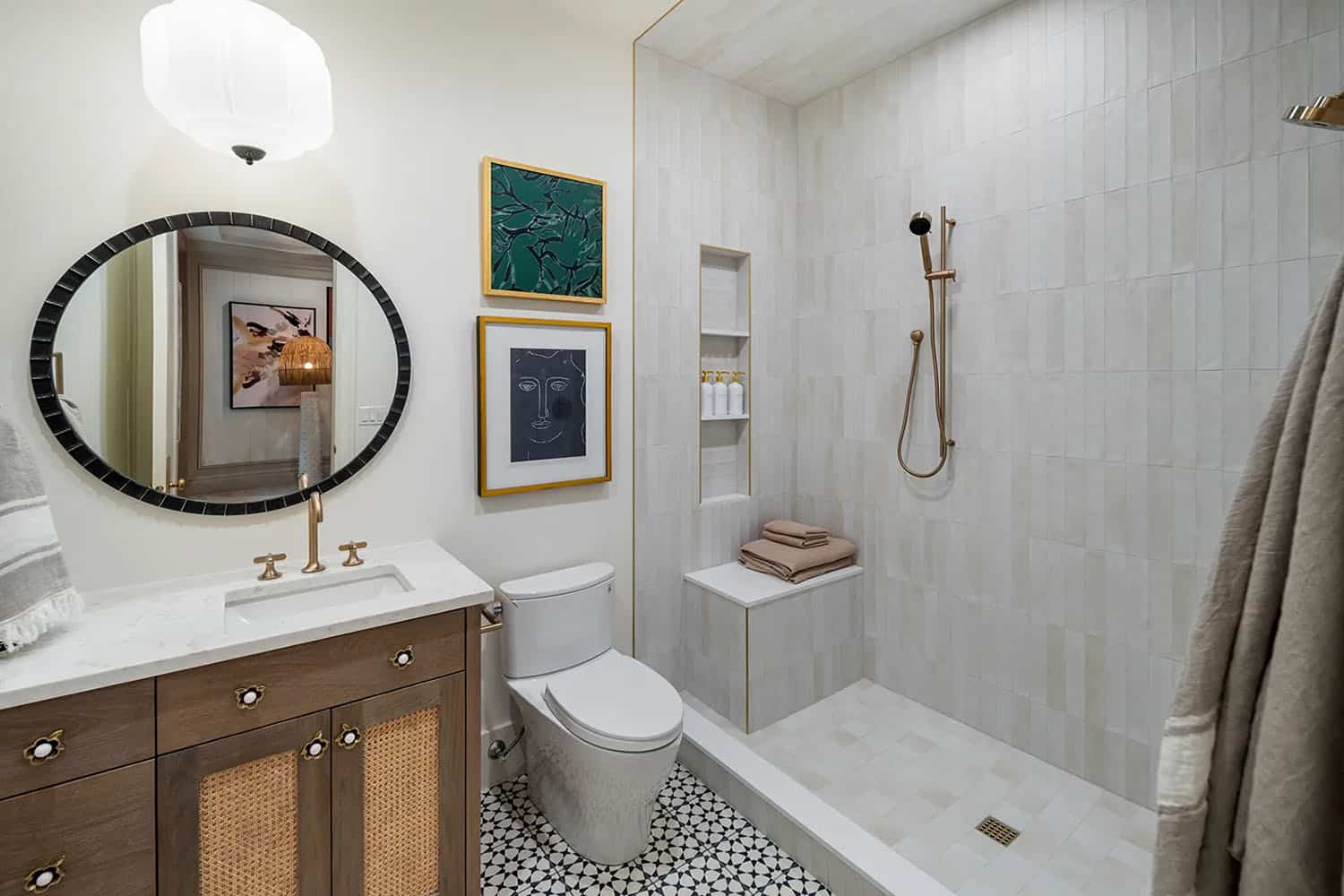 modern bathroom 