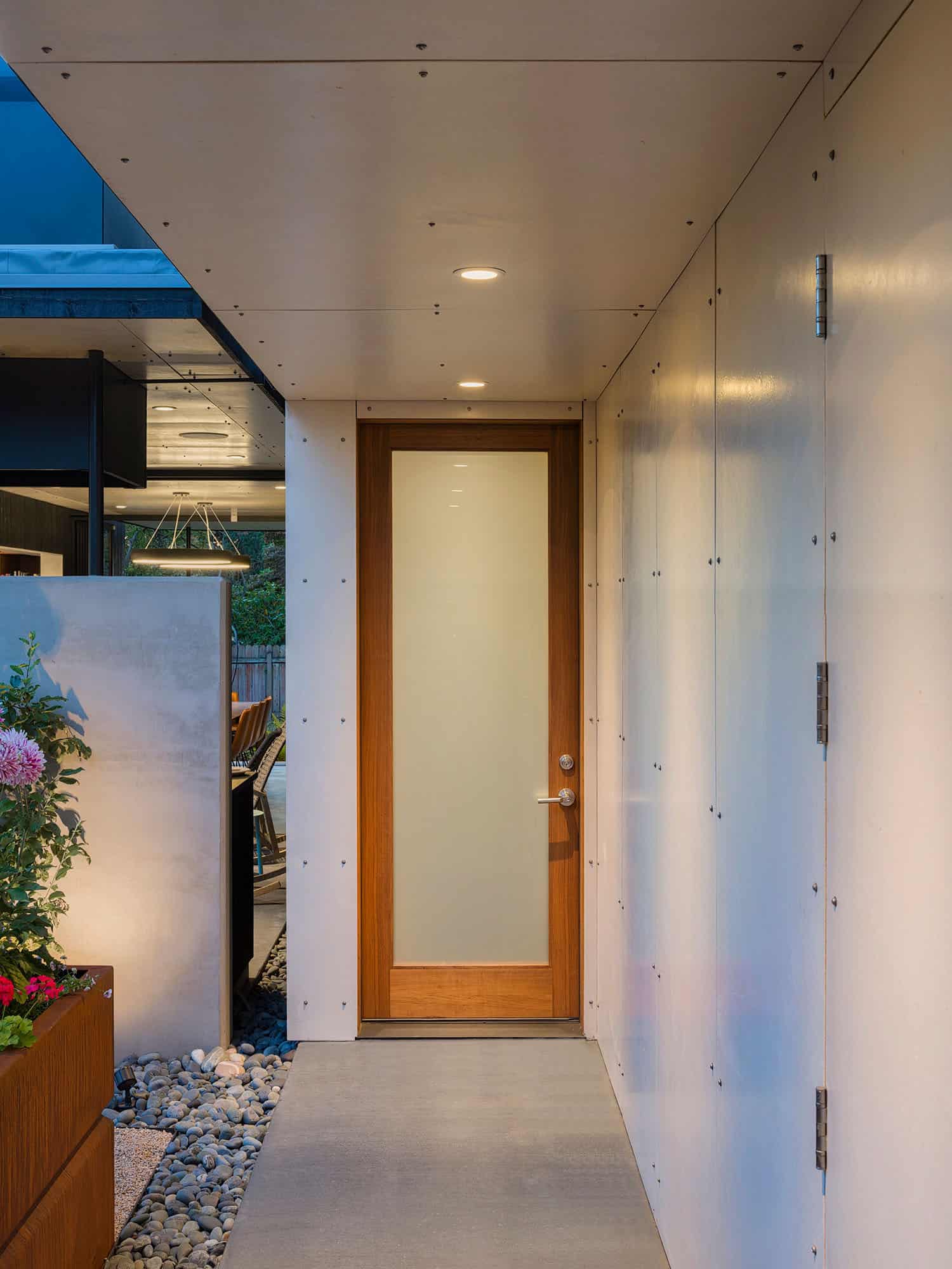 modern home exterior en