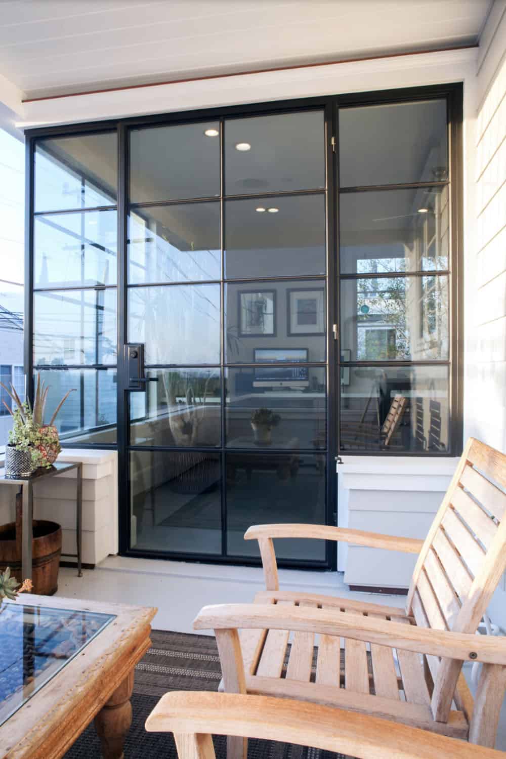 second-story balcony off of the art studio 