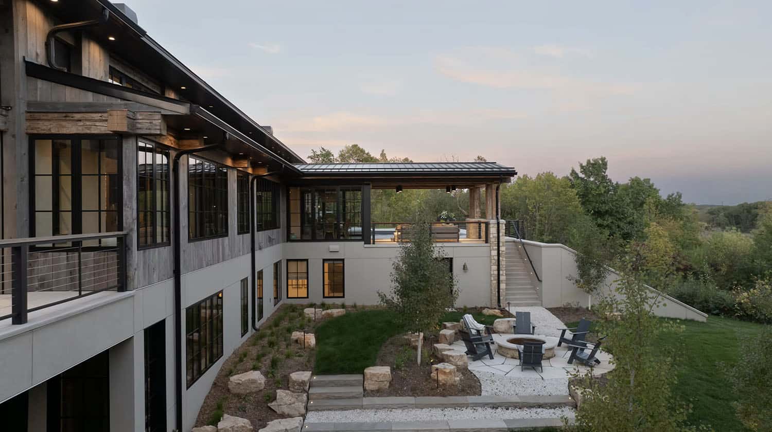 modern modern home exterior backyard view