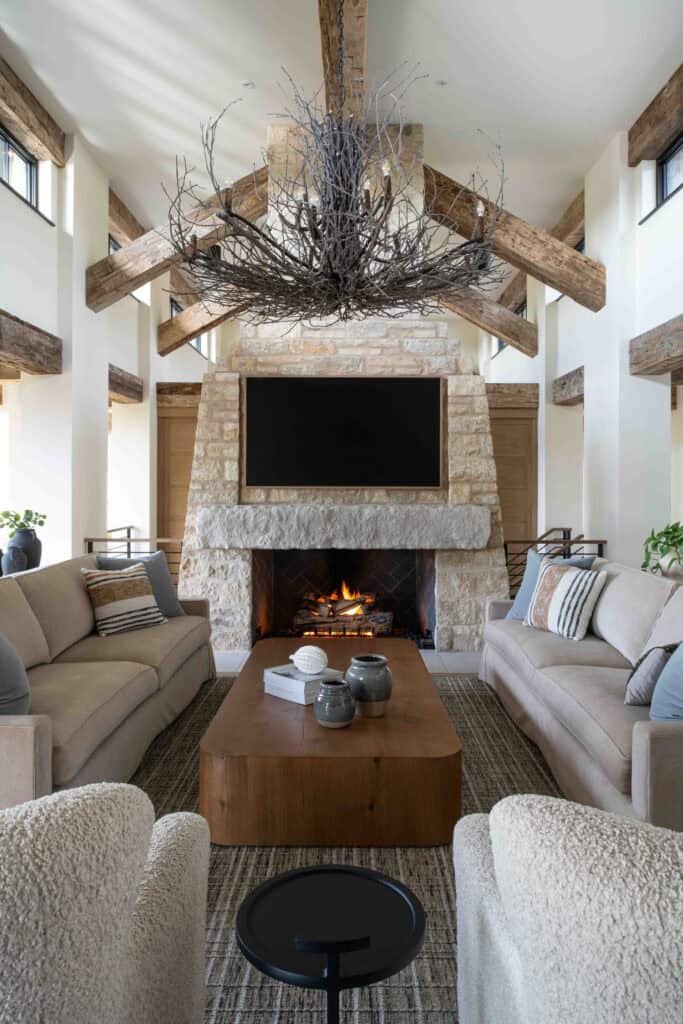 A modern mountain dream house in Minnesota in harmony with nature