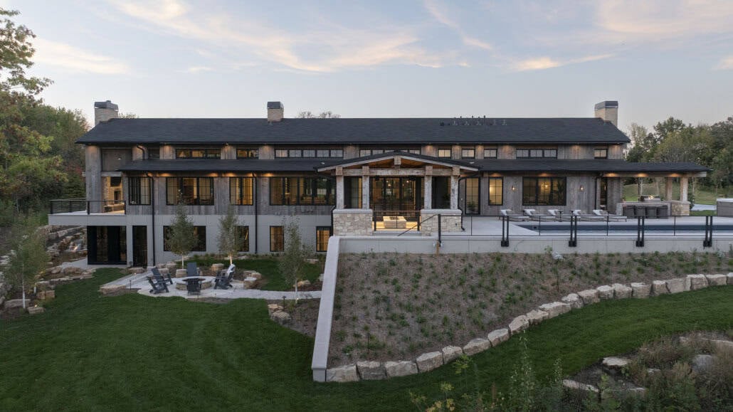modern modern home exterior backyard view