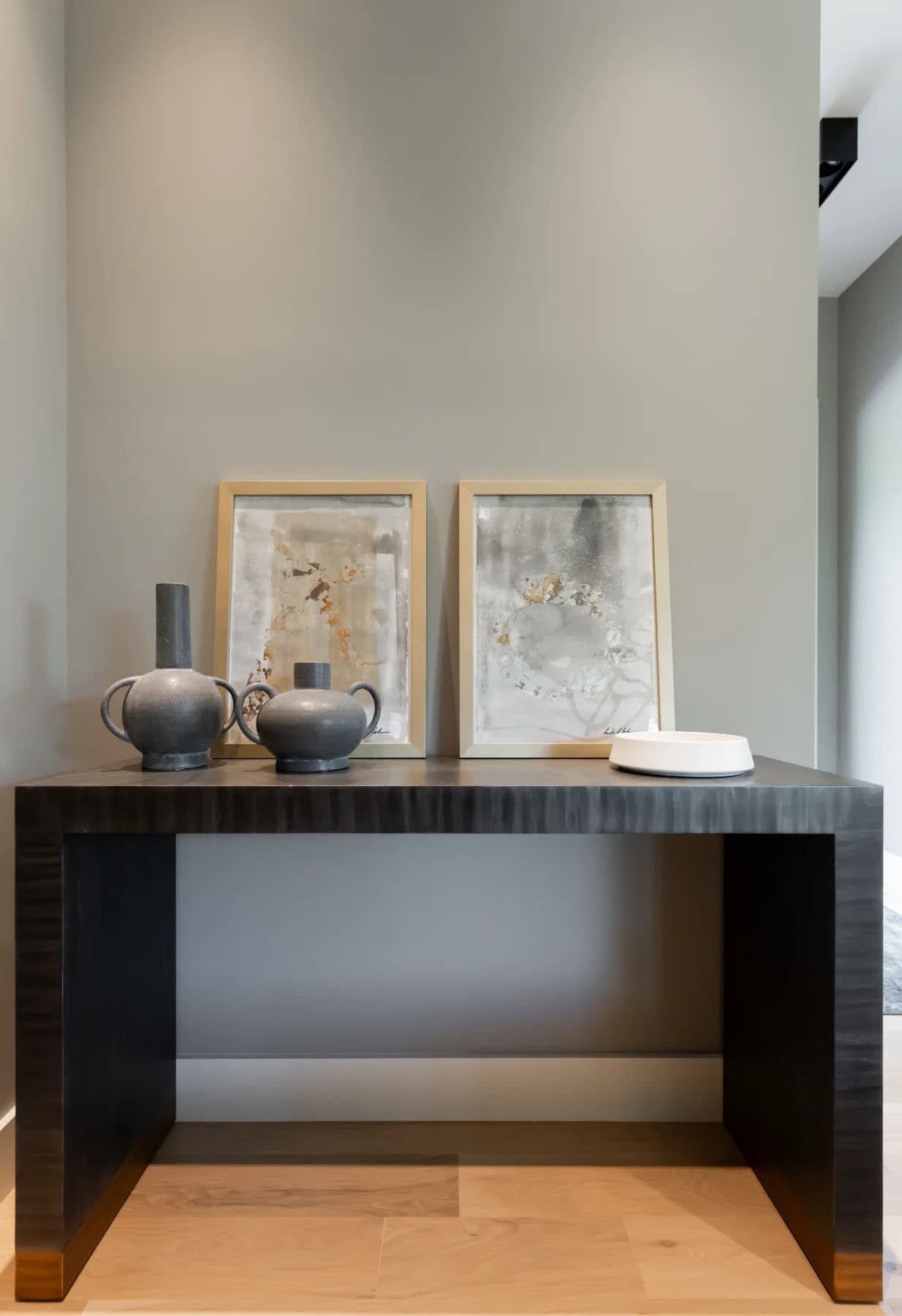 modern mountain home entry with a console table