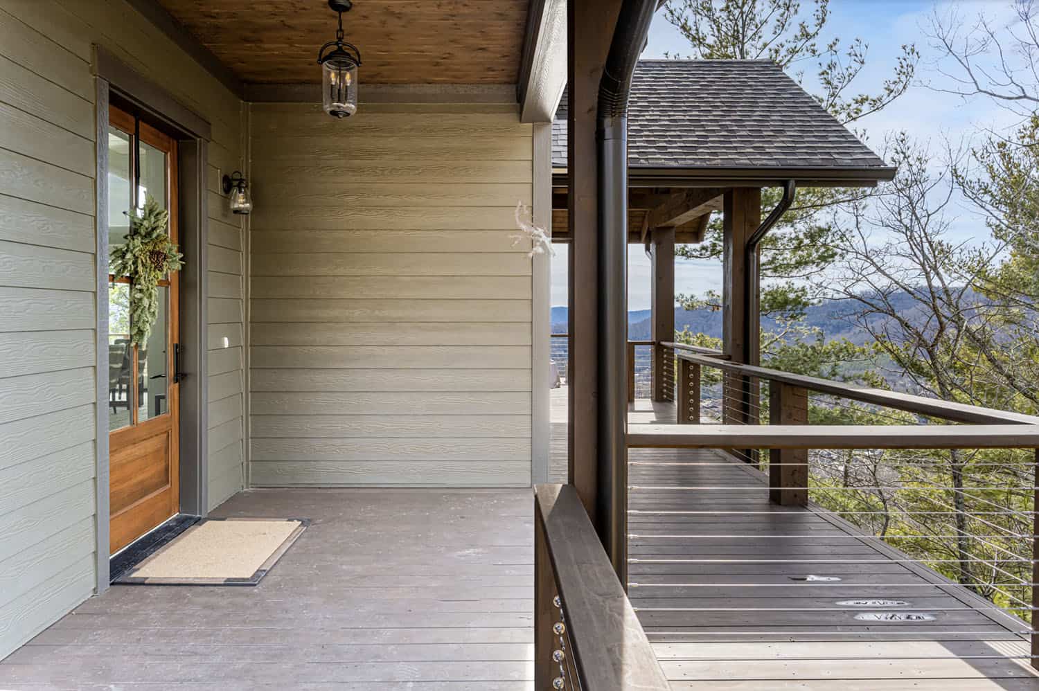 modern rustic mountain home exterior front porch
