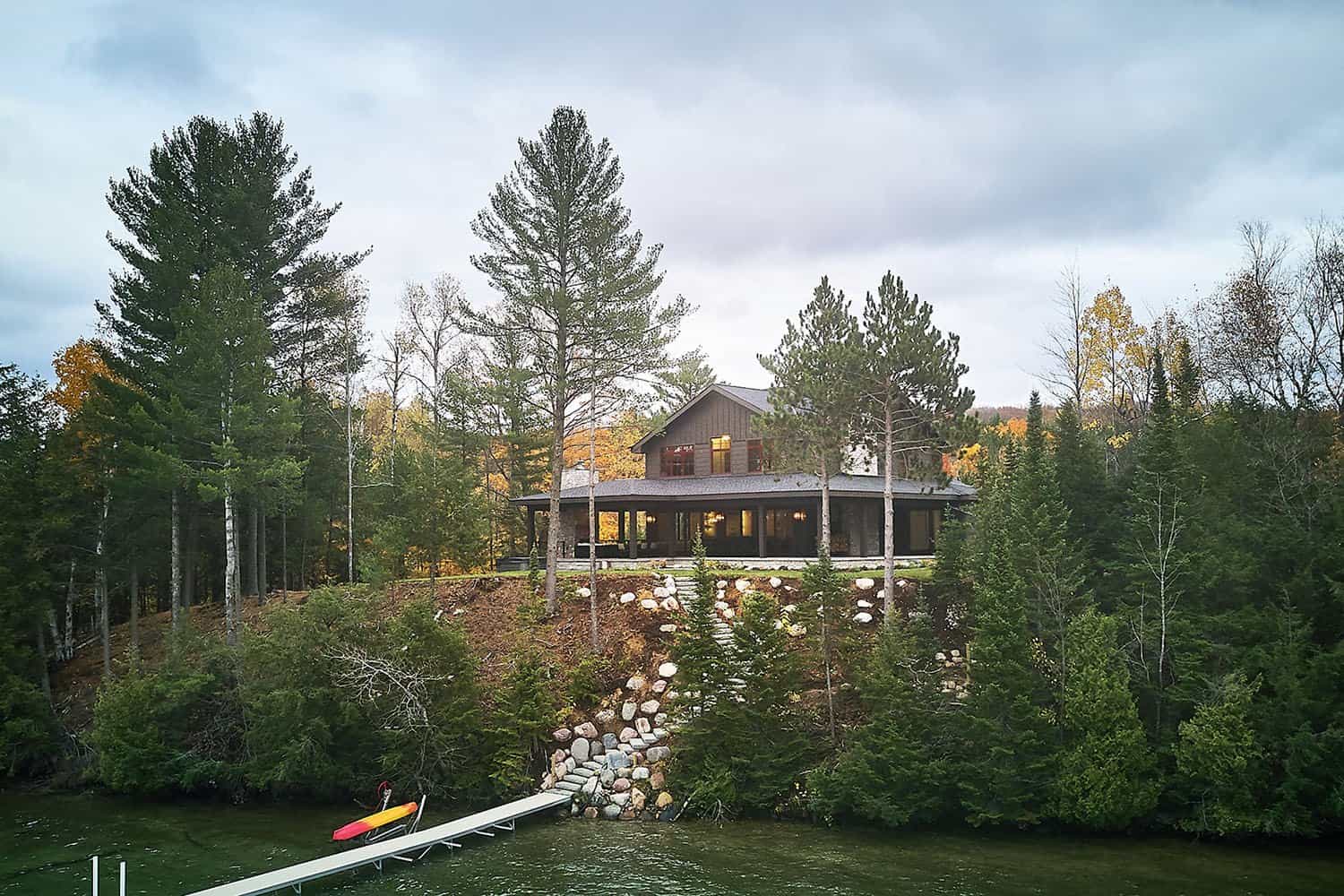 mountain style lake cottage exterior