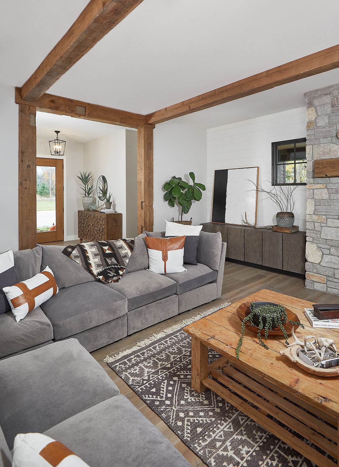 mountain style living room