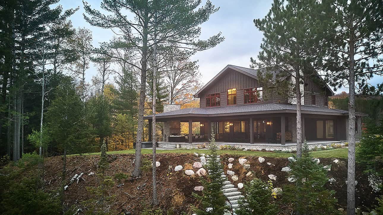 mountain style lake cottage exterior