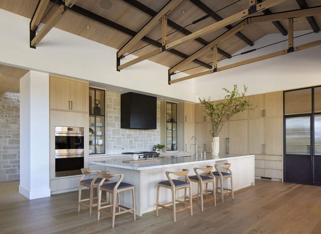 A spectacular Sonoma Wine Country retreat with peaceful vineyard views