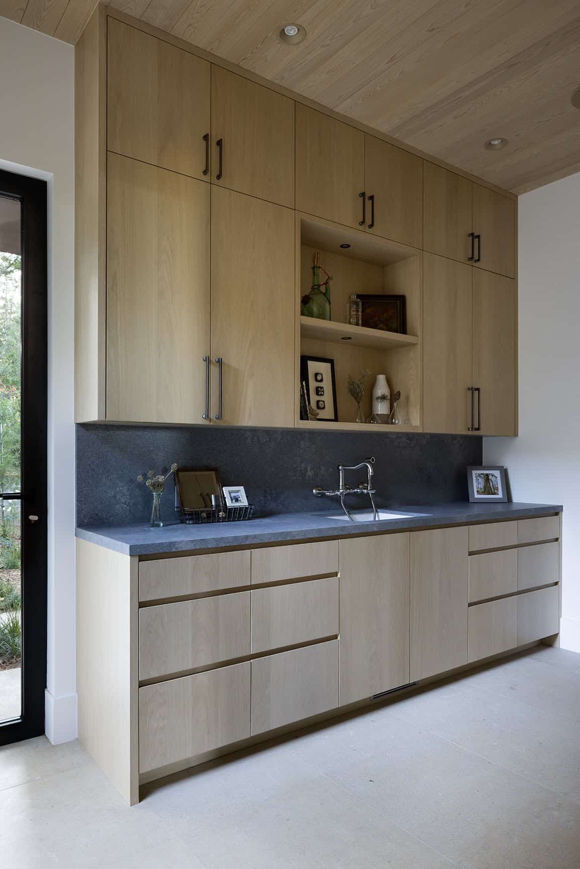 modern farmhouse home bar