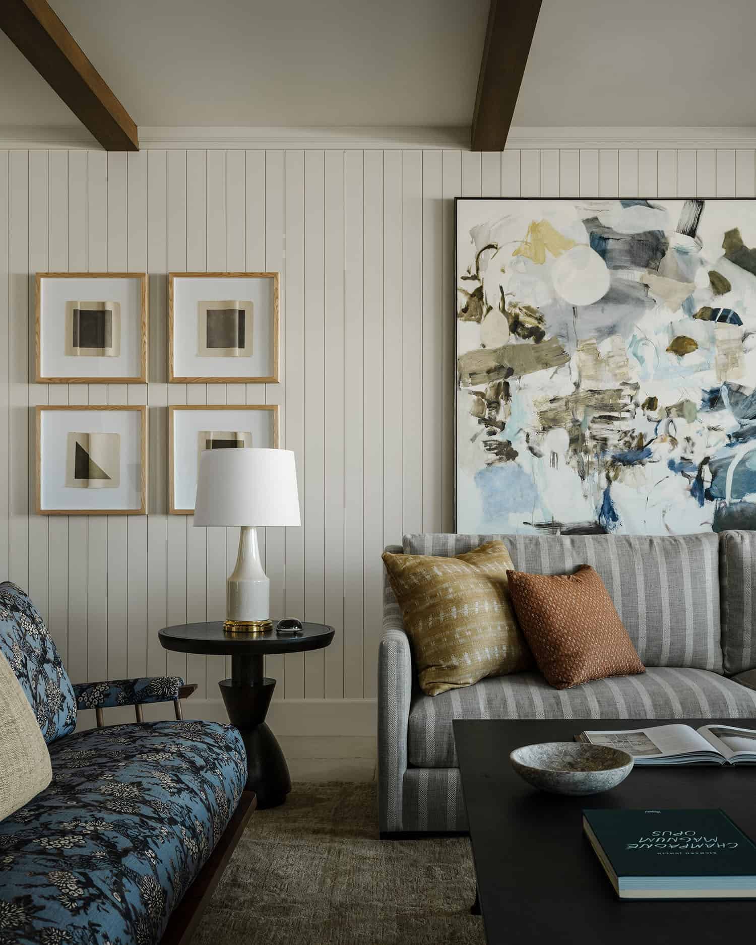 contemporary living room 