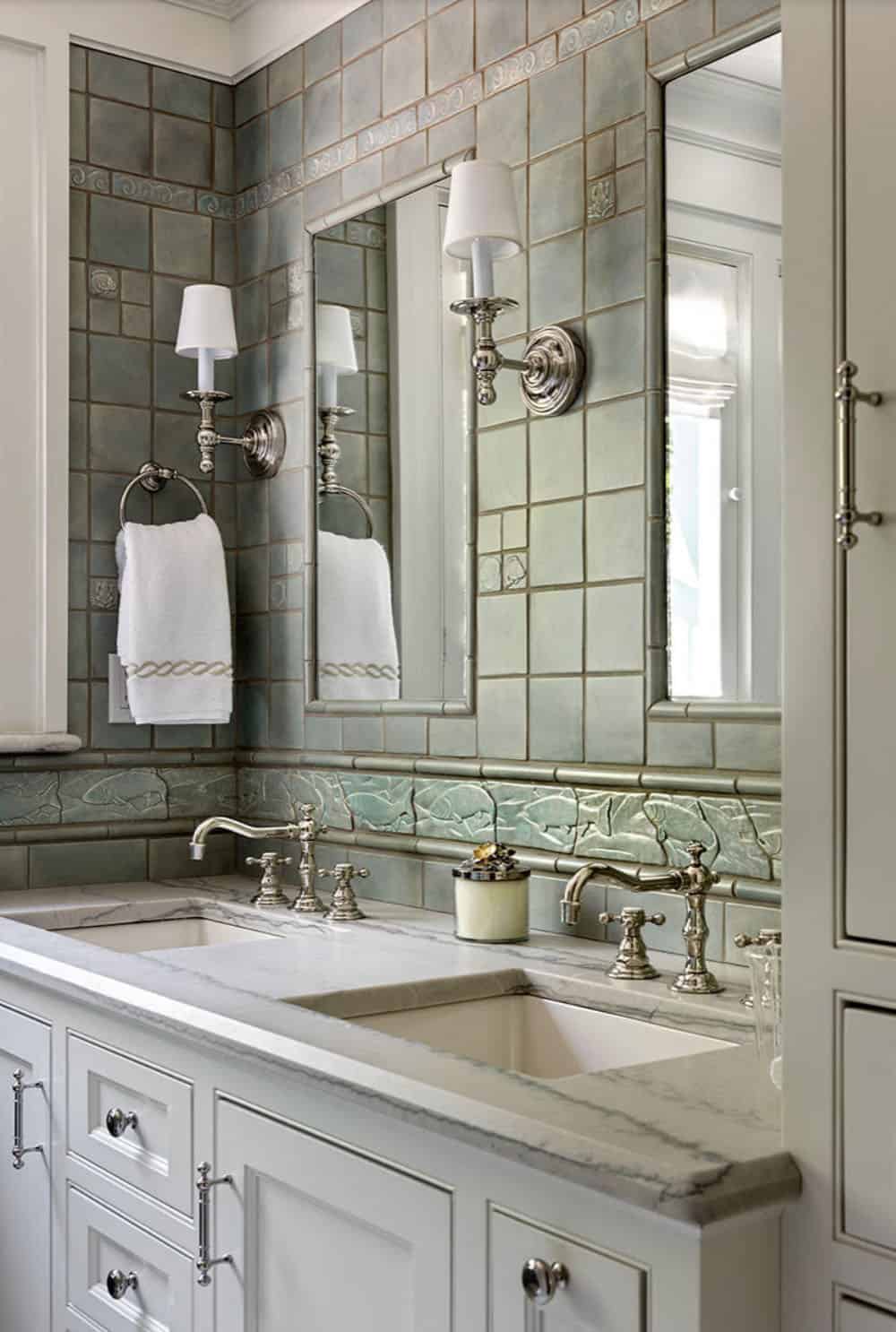 traditional style bathroom