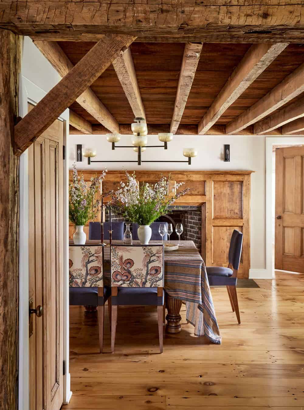 farmhouse style dining room