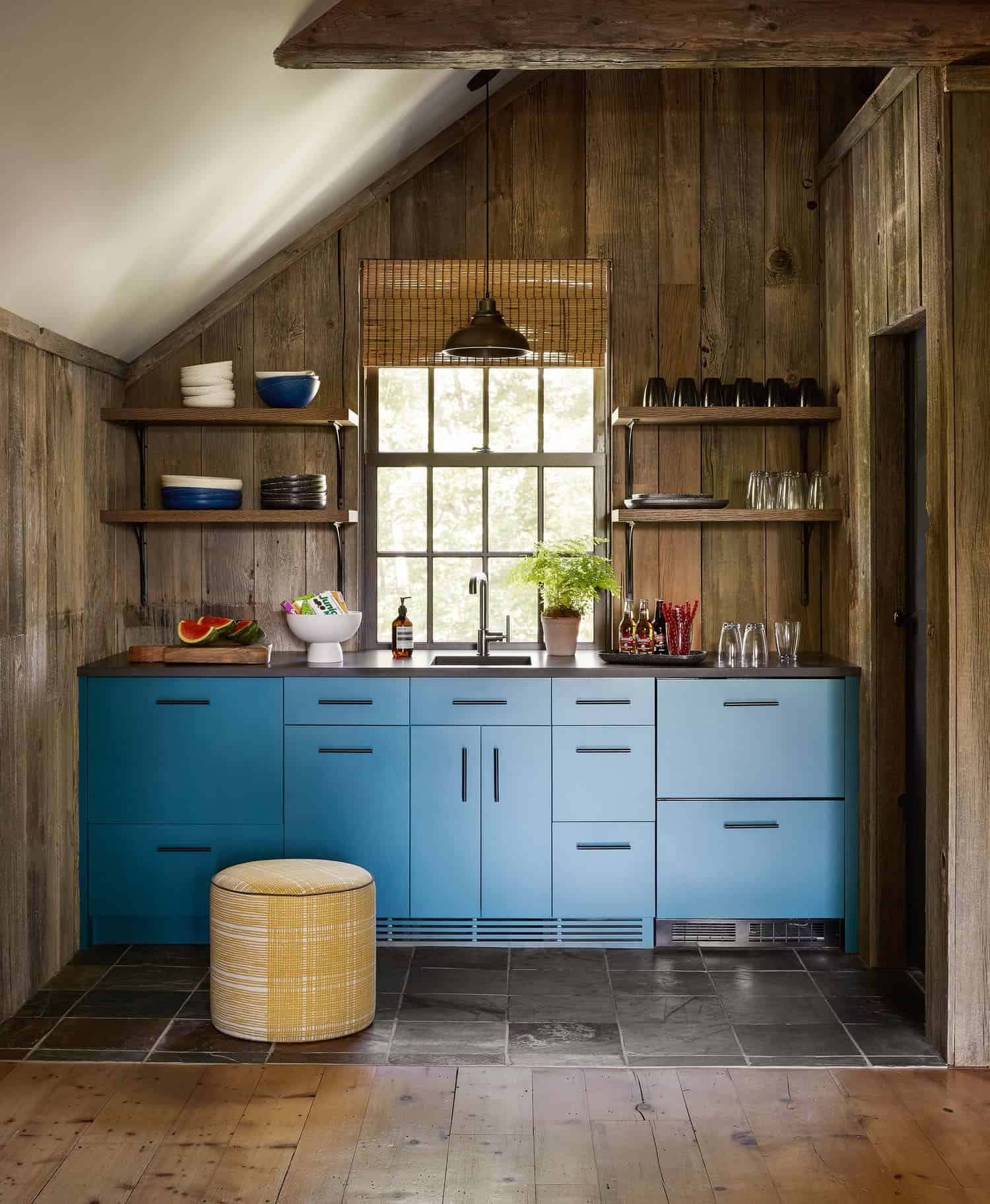 farmhouse style teen lounge