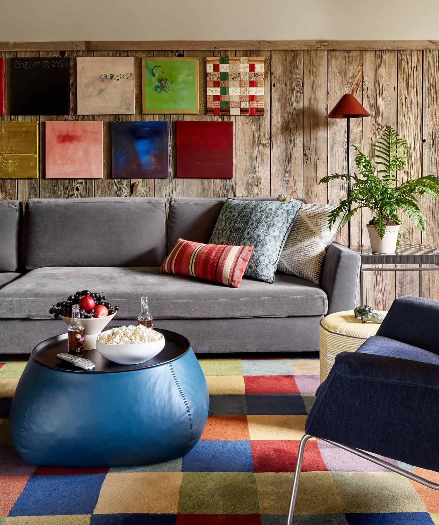 farmhouse style family room