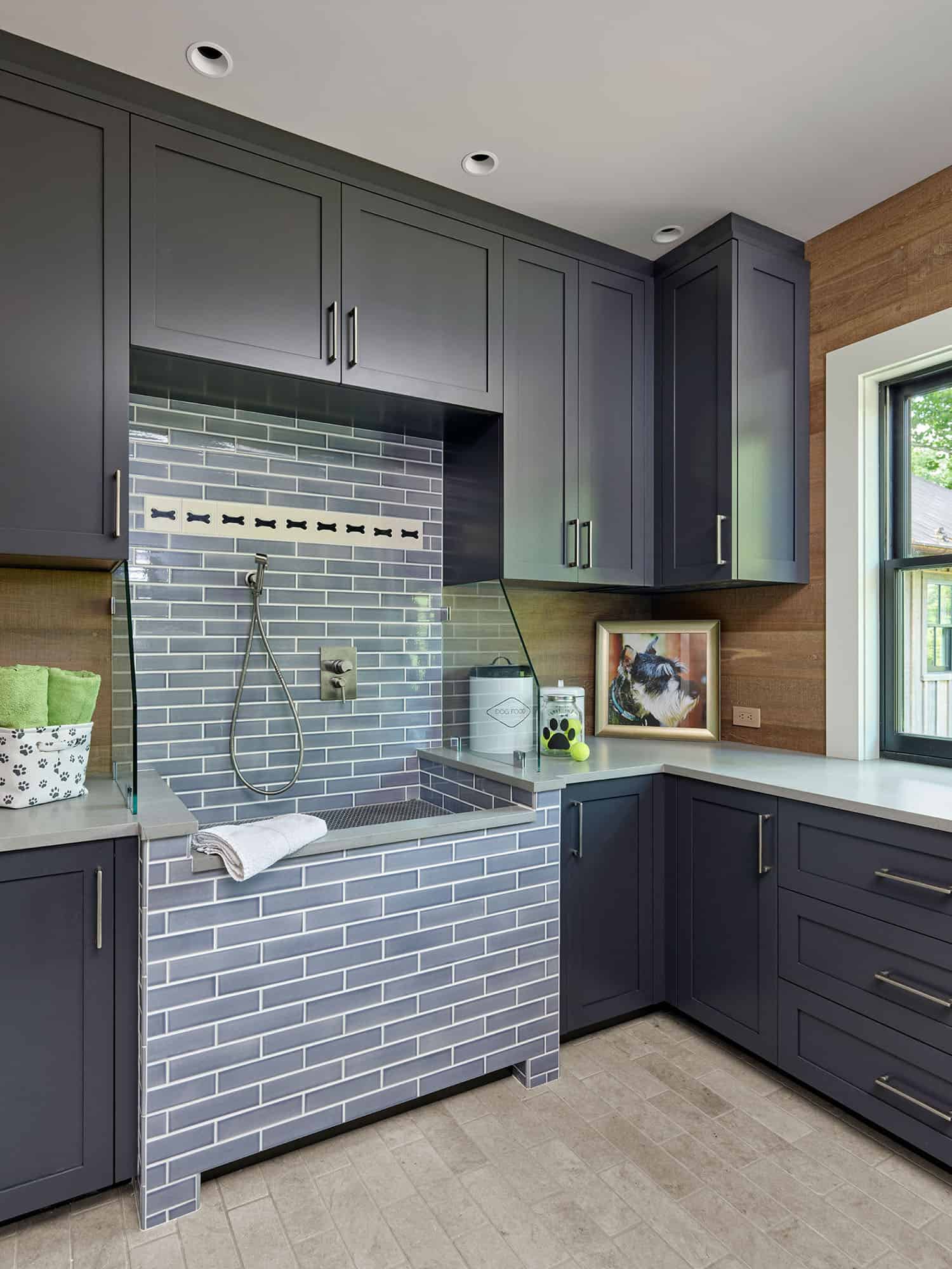 contemporary farmhouse style laundry room with a dog wash station