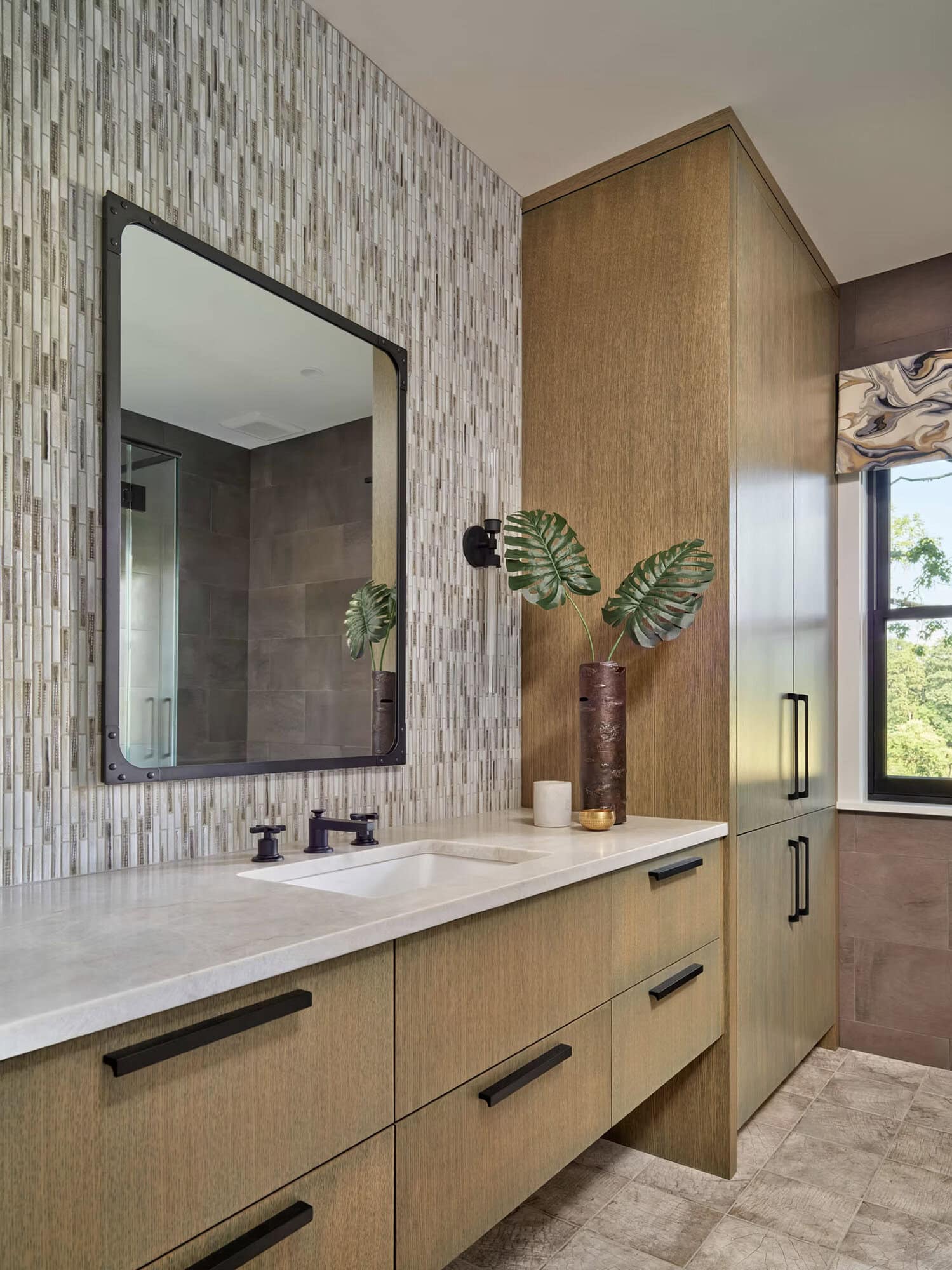 contemporary farmhouse style bathroom