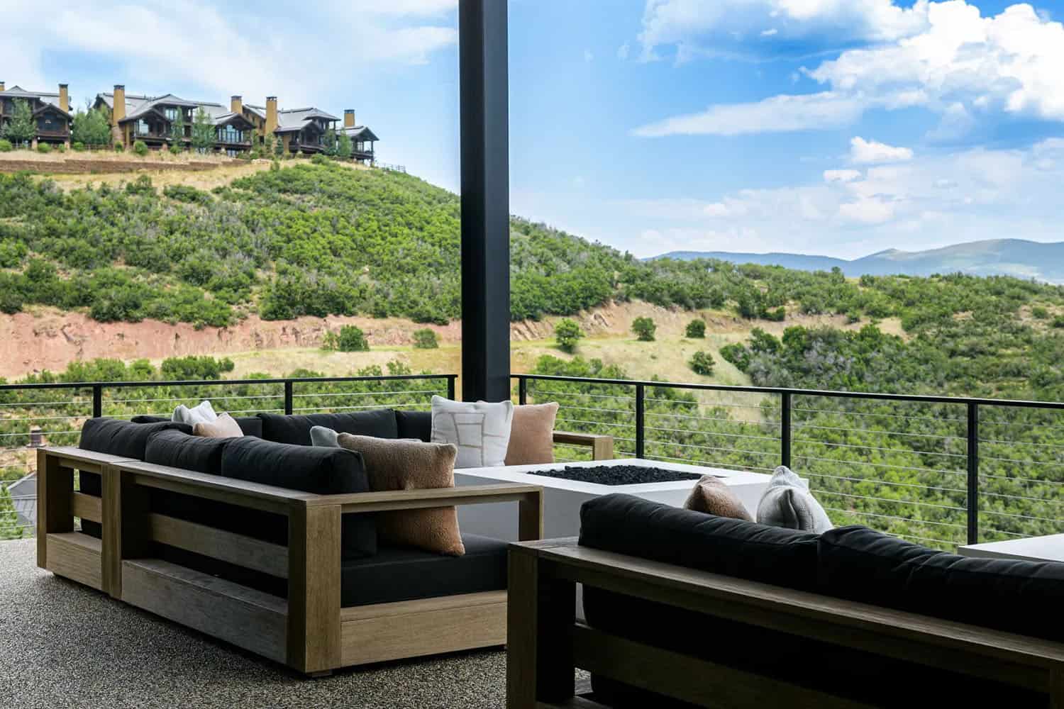 contemporary mountain home patio