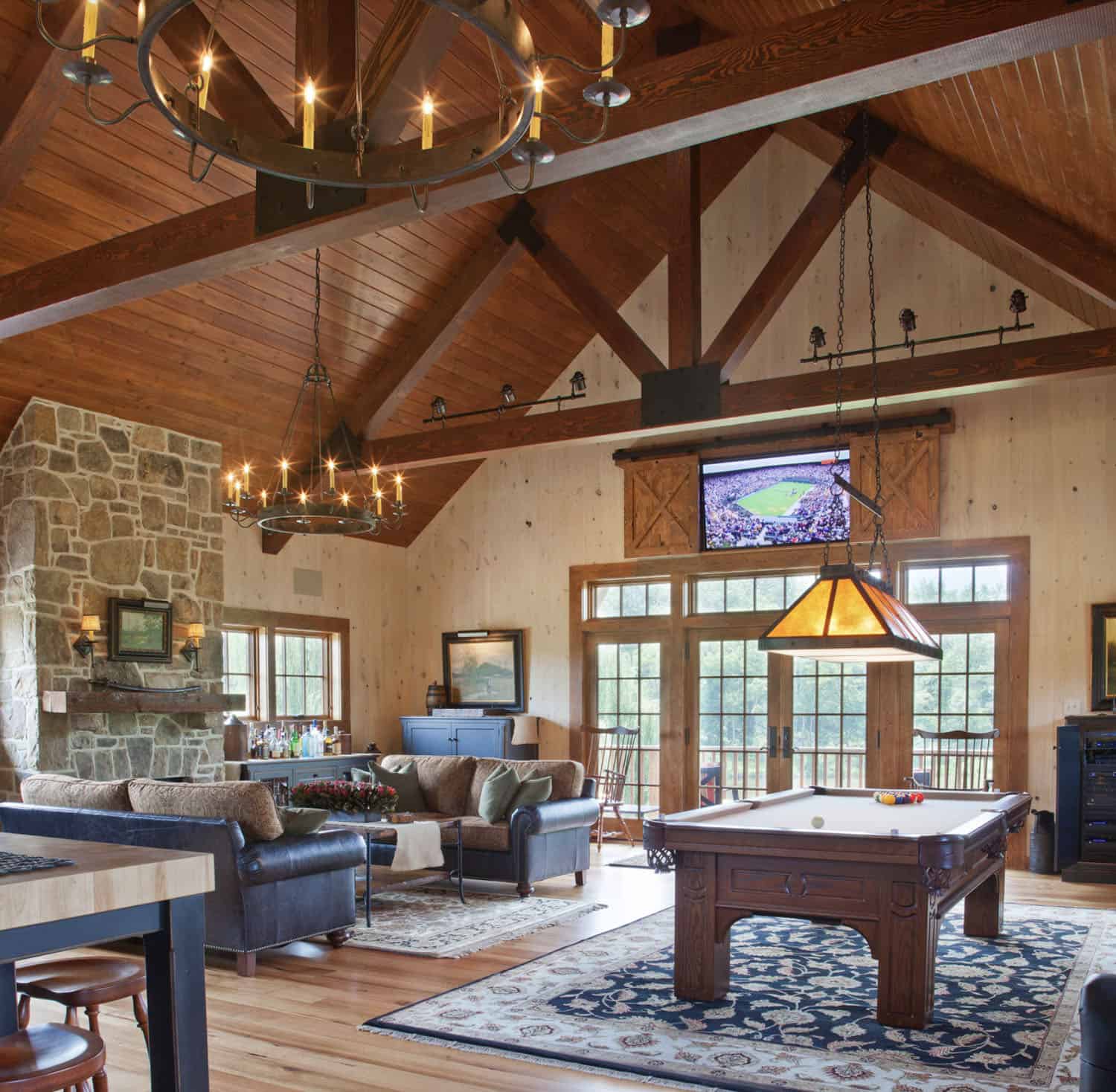 farmhouse family room