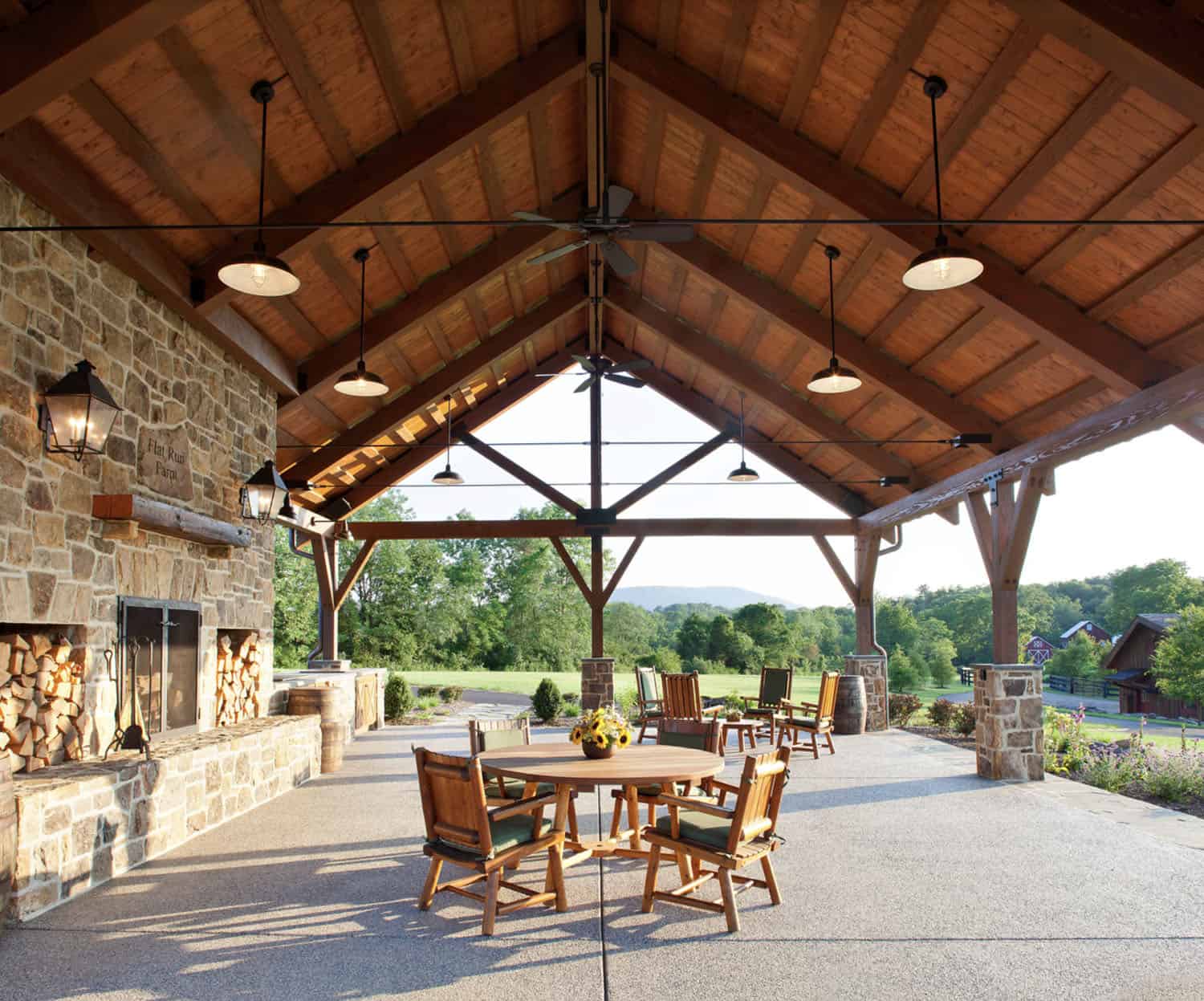 farmhouse covered patio
